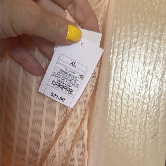 Auden Peach Chemise with Flowy Silhouette - Picture 5 of 7